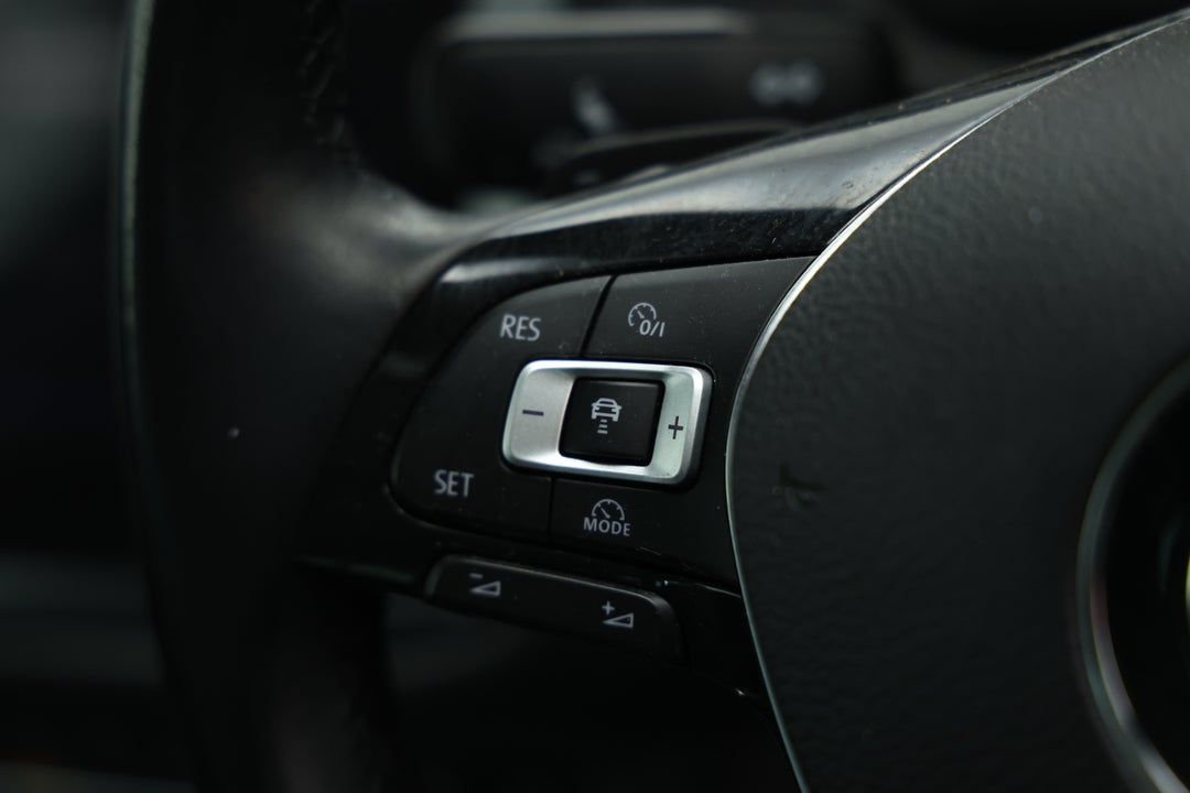 2018 Volkswagen Tiguan 162 Tsi Highline, Automatic, 96166 km, Cruise Control