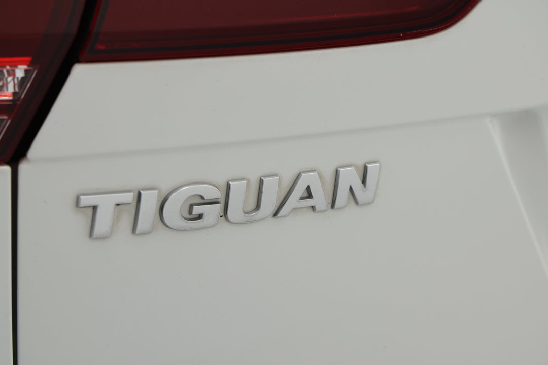 2018 Volkswagen Tiguan 162 Tsi Highline, Automatic, 96166 km, Badge (Boot Left Side)