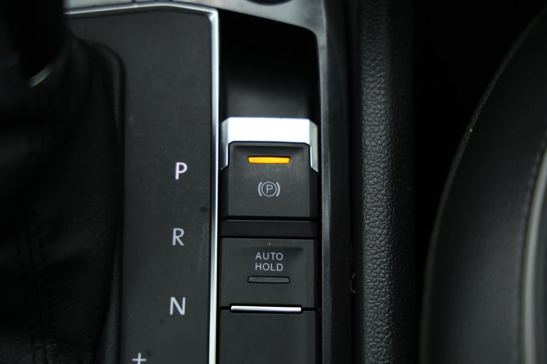 2018 Volkswagen Tiguan 162 Tsi Highline, Automatic, 96166 km, Handbrake