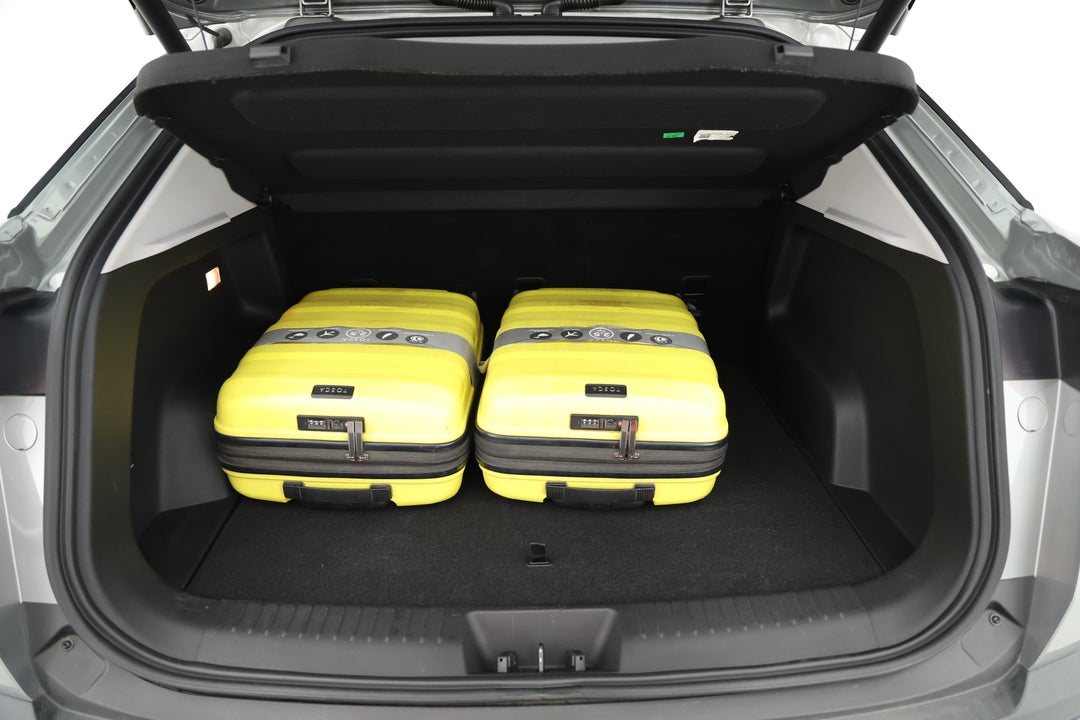 2023 Chery Omoda 5 Ex (high Version), Automatic, 69358 km, Boot Inside View with Luggage