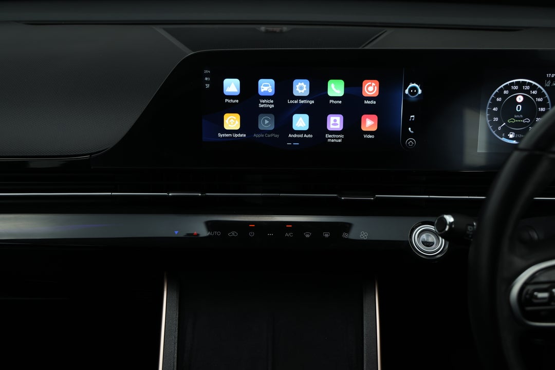 2023 Chery Omoda 5 Ex (high Version), Automatic, 69358 km, Center Console