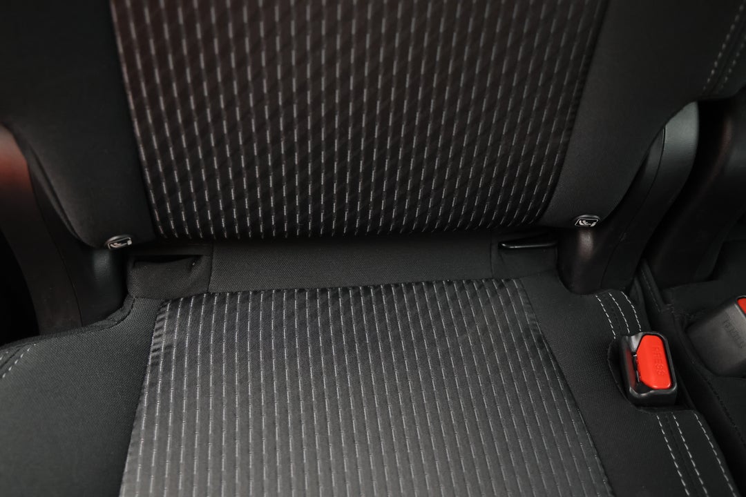 2024 Mitsubishi Outlander Es 7 Seat (2WD), Automatic, 25100 km, Child Seat Anchor Points