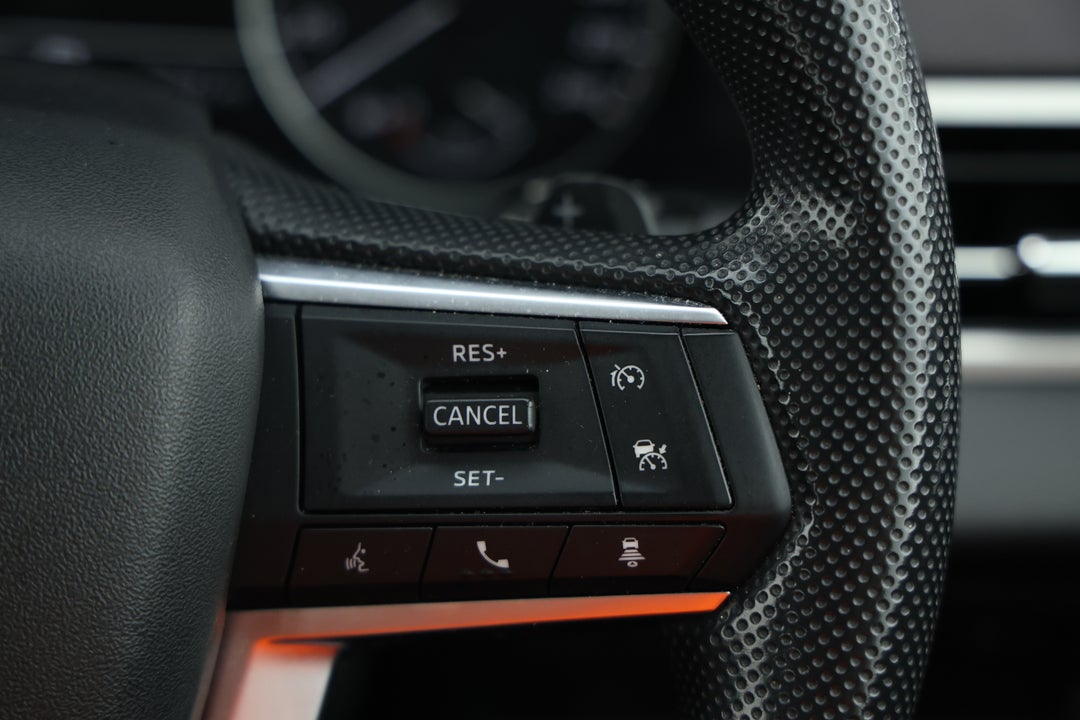 2024 Mitsubishi Outlander Es 7 Seat (2WD), Automatic, 25100 km, Cruise Control