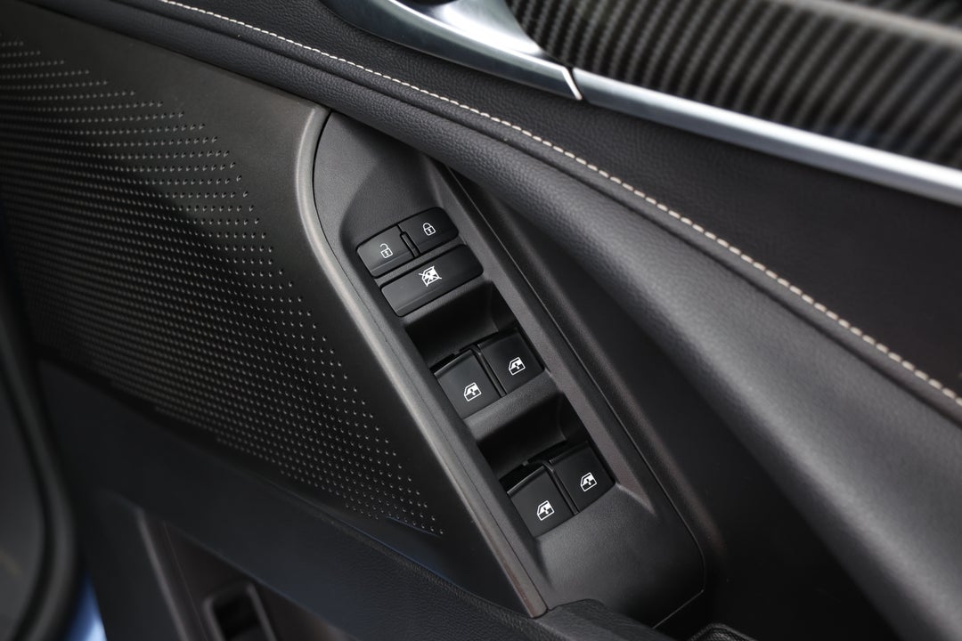 2022 LDV D90 Executive (4WD) D20, Automatic, 95832 km, Drivers Side Door Panel Controls