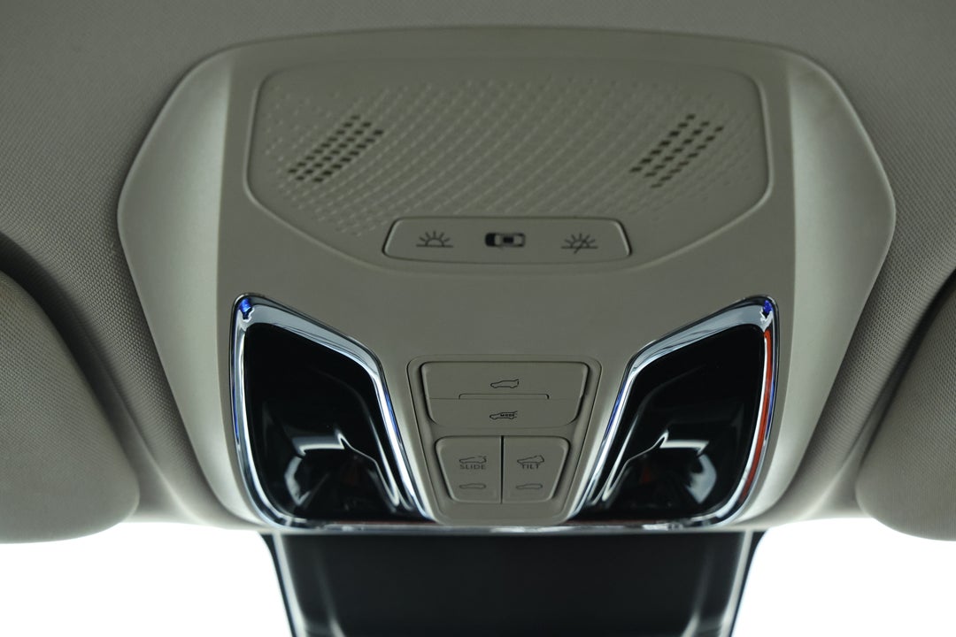 2022 LDV D90 Executive (4WD) D20, Automatic, 95832 km, On-Roof Controls/Sunglass holder