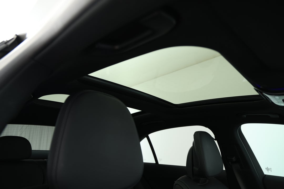 2023 Mercedes-benz C300 Mhev, Automatic, 21499 km, Interior Sunroof/Moonroof