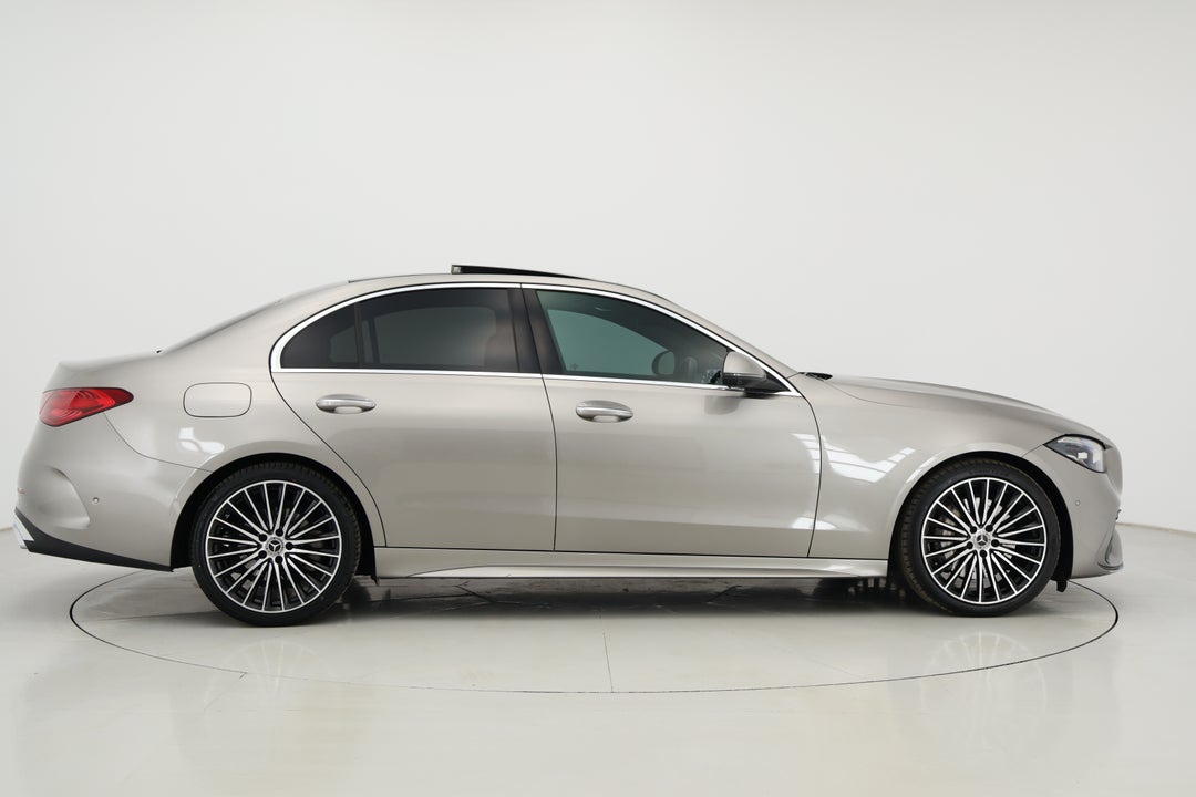 2023 Mercedes-benz C300 Mhev, Automatic, 21499 km, Right Side View