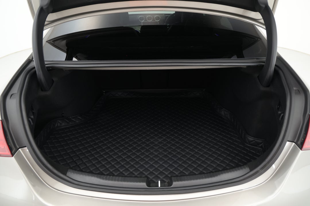 2023 Mercedes-benz C300 Mhev, Automatic, 21499 km, Boot Inside View