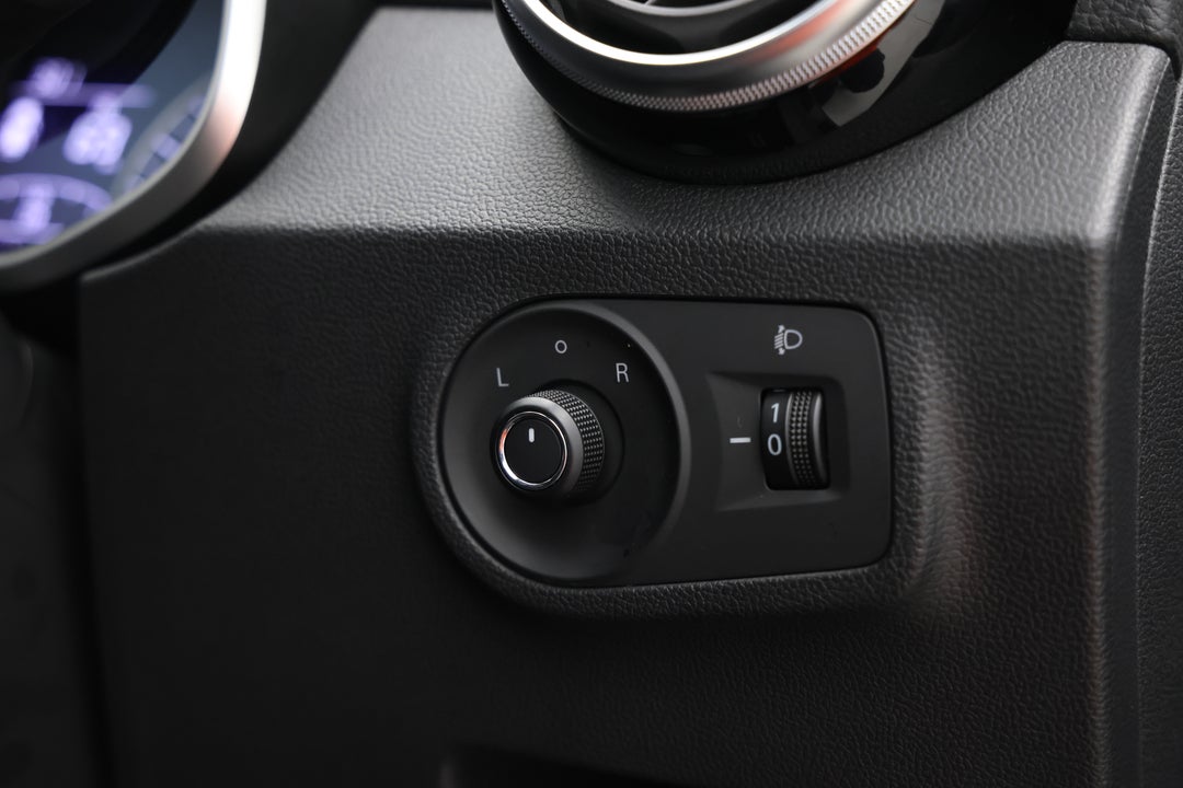 2023 MG ZS Excite, Automatic, 41252 km, Utility Switches/Buttons