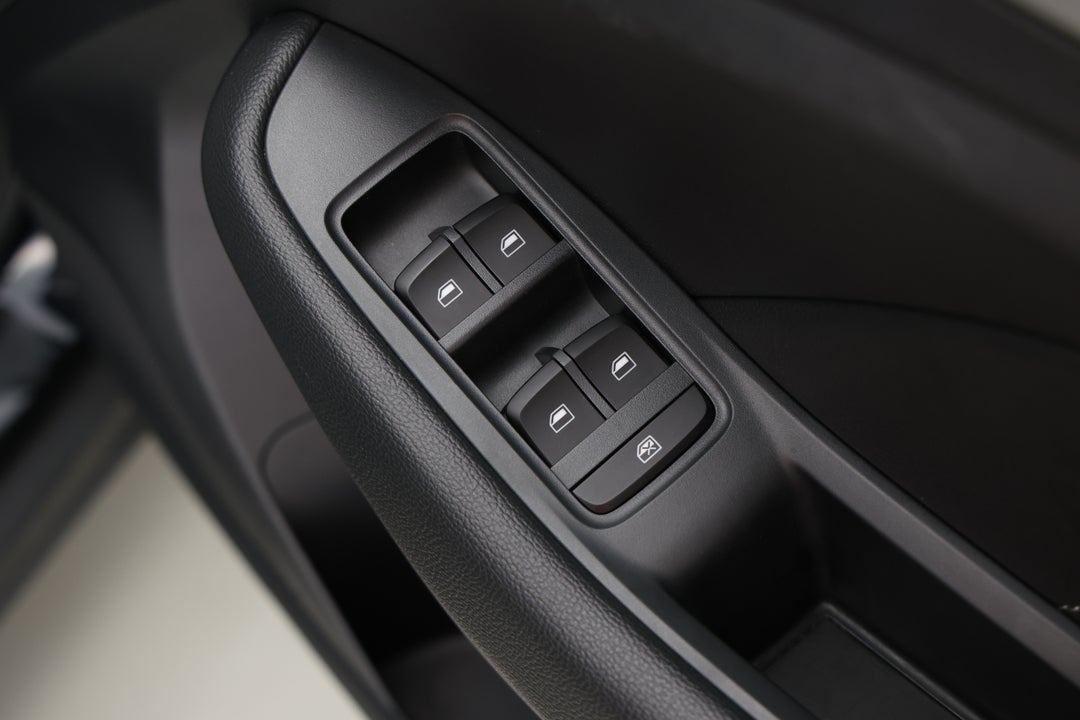 2023 MG ZS Excite, Automatic, 41252 km, Drivers Side Door Panel Controls