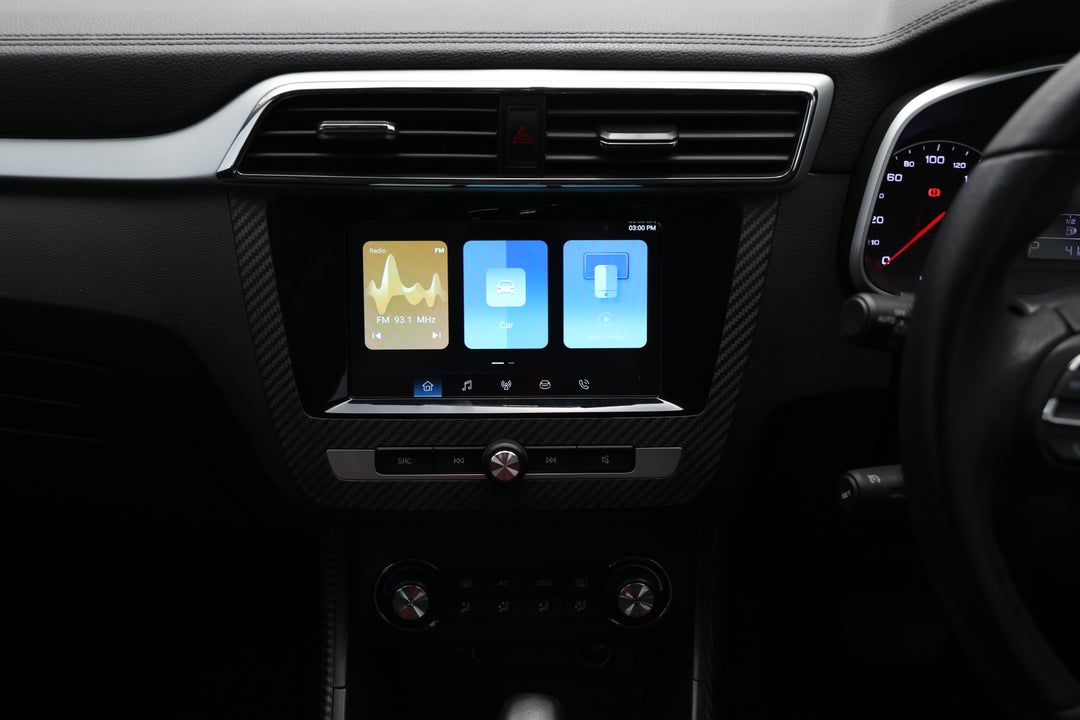 2023 MG ZS Excite, Automatic, 41252 km, Center Console