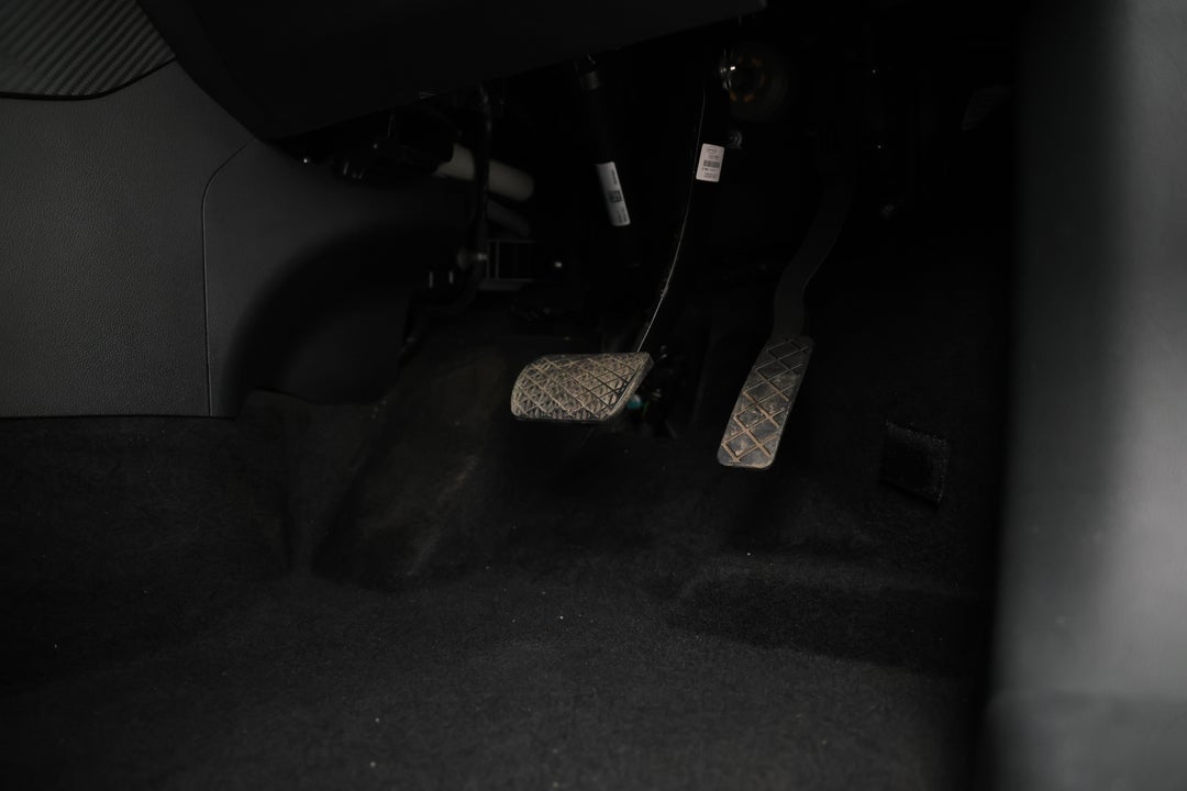 2023 MG ZS Excite, Automatic, 41252 km, Pedals and Footmat