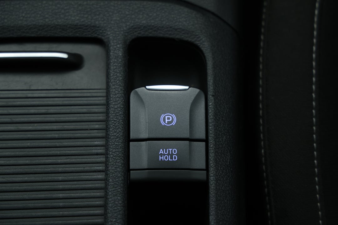 2019 Hyundai i30 Active, Automatic, 64823 km, Handbrake