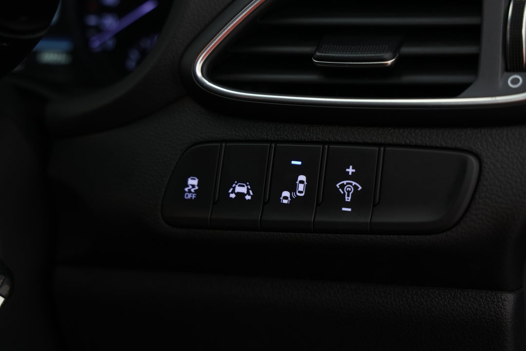 2019 Hyundai i30 Active, Automatic, 64823 km, Utility Switches/Buttons