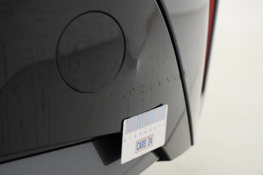 2022 Toyota Corolla Sx Hybrid, Automatic, 10831 km, Bumper Rear Scratch