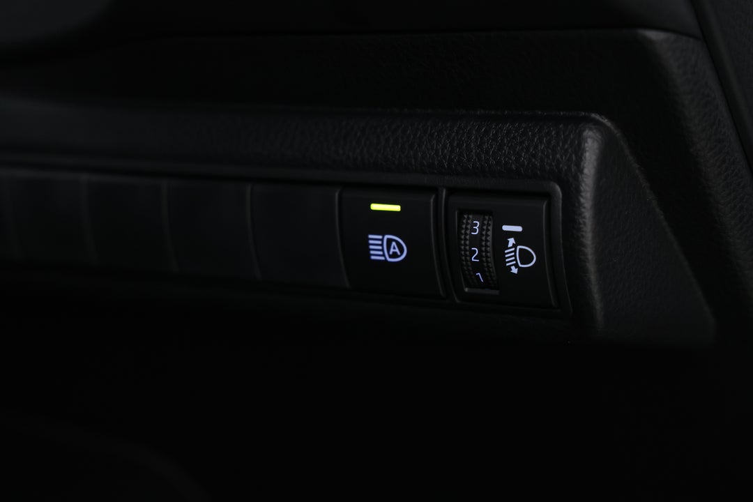 2022 Toyota Corolla Sx Hybrid, Automatic, 10831 km, Utility Switches/Buttons