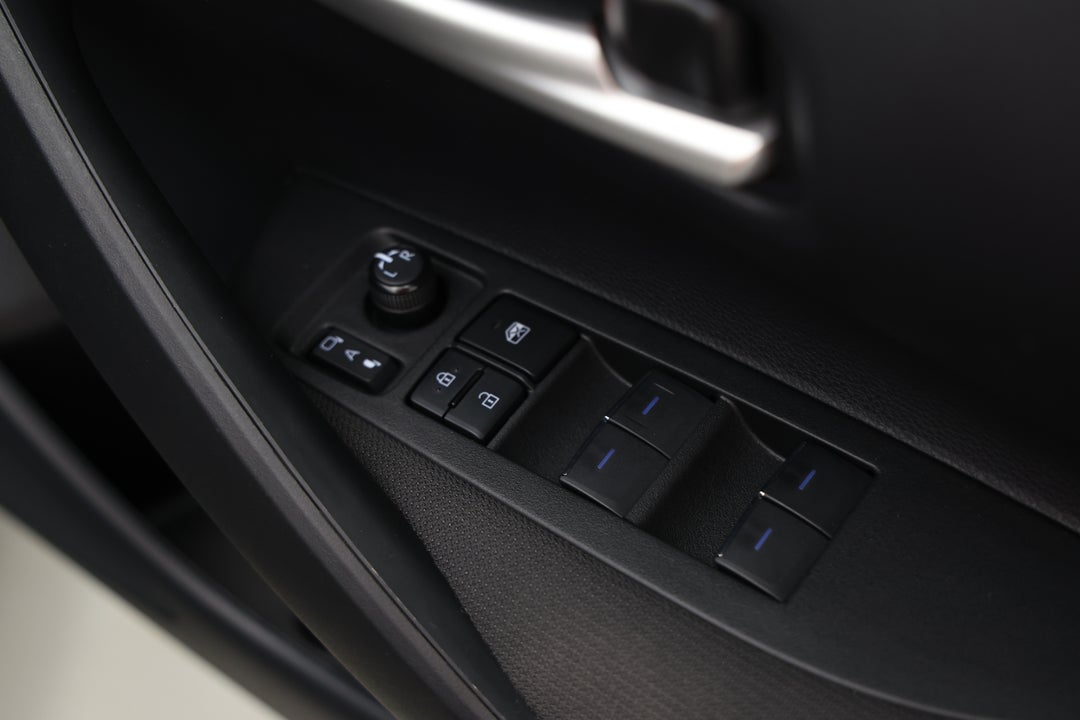 2022 Toyota Corolla Sx Hybrid, Automatic, 10831 km, Drivers Side Door Panel Controls