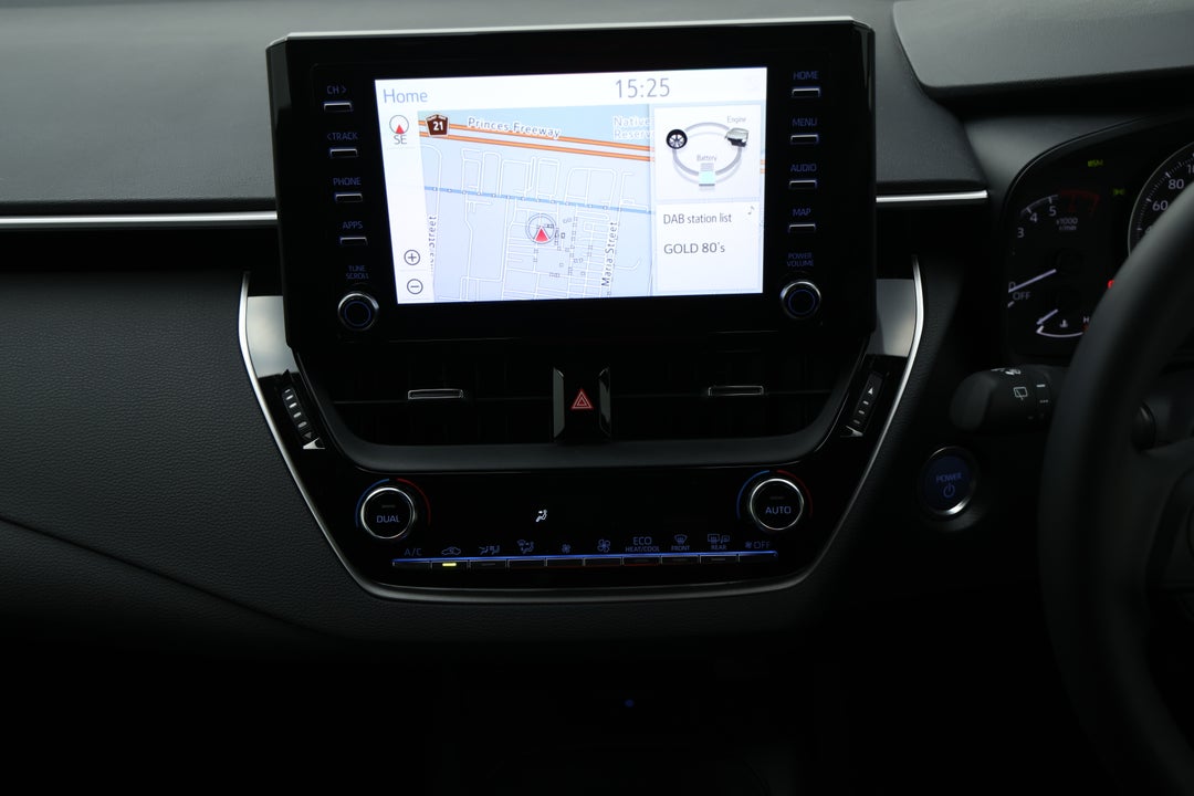 2022 Toyota Corolla Sx Hybrid, Automatic, 10831 km, Center Console