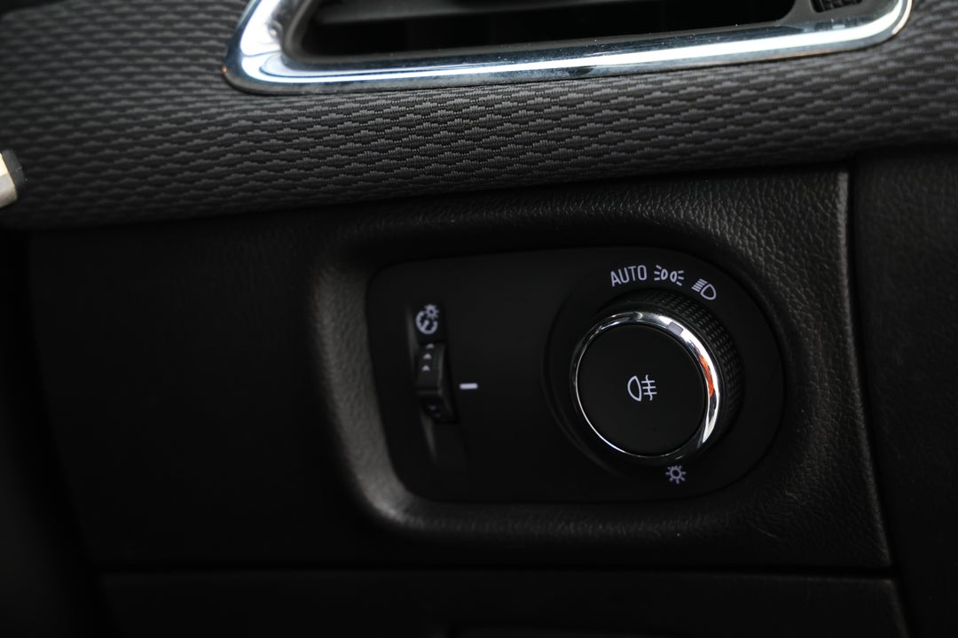 2018 Holden Astra Ls, Automatic, 44171 km, Utility Switches/Buttons