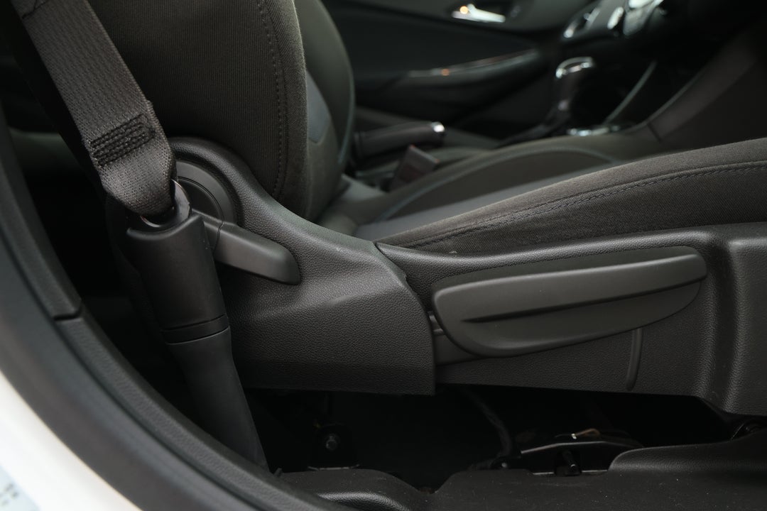 2018 Holden Astra Ls, Automatic, 44171 km, Drivers Side Adjustment Panel