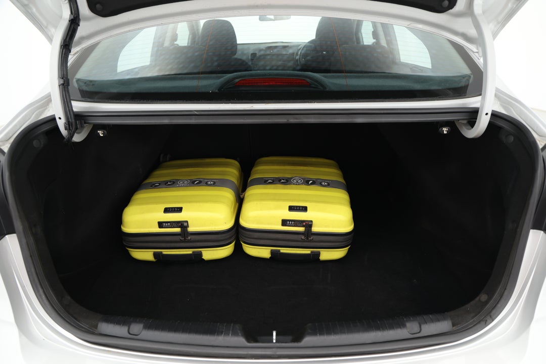 2017 Kia Cerato Sport, Automatic, 104089 km, Boot Inside View with Luggage