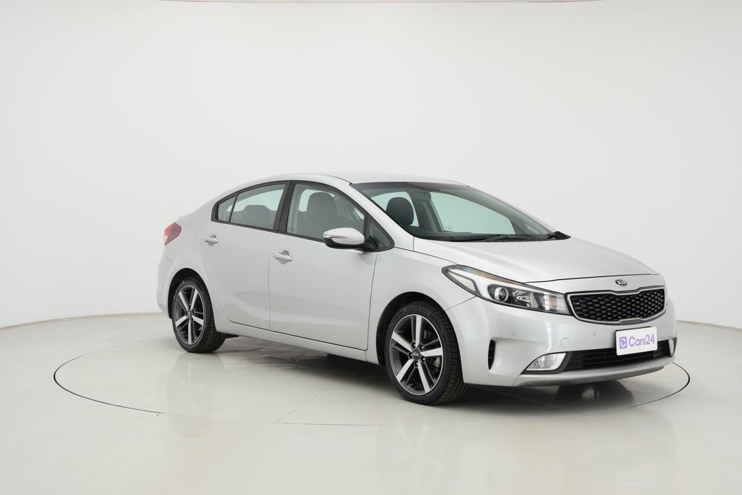 2017 Kia Cerato Sport, Automatic, 104089 km, Right Front Diagonal (45- Degree) View