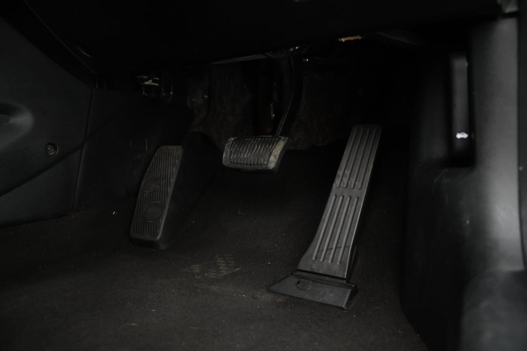 2017 Kia Cerato Sport, Automatic, 104089 km, Pedals and Footmat