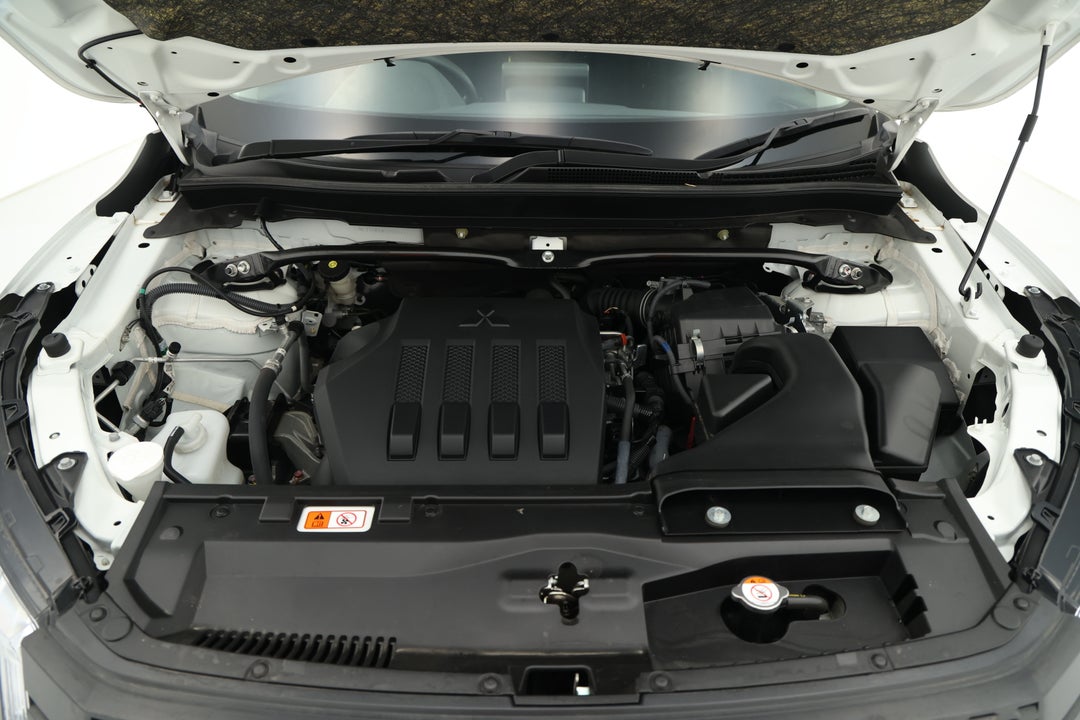 2023 Mitsubishi Eclipse Cross Es (2WD), Automatic, 44438 km, Open Bonnet (Engine)