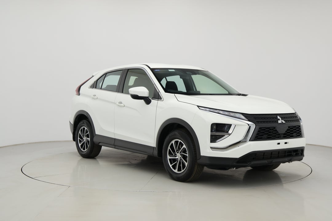 2023 Mitsubishi Eclipse Cross Es (2WD), Automatic, 44438 km, Right Front Diagonal (45- Degree) View
