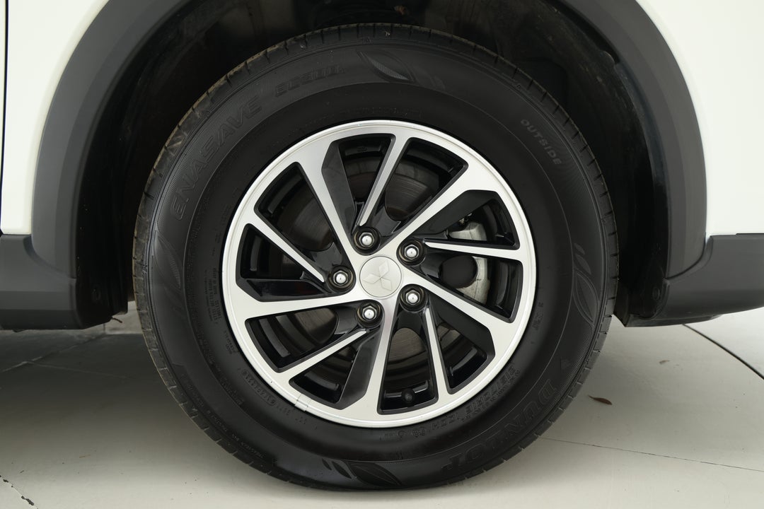 2023 Mitsubishi Eclipse Cross Es (2WD), Automatic, 44438 km, Right Front Wheel