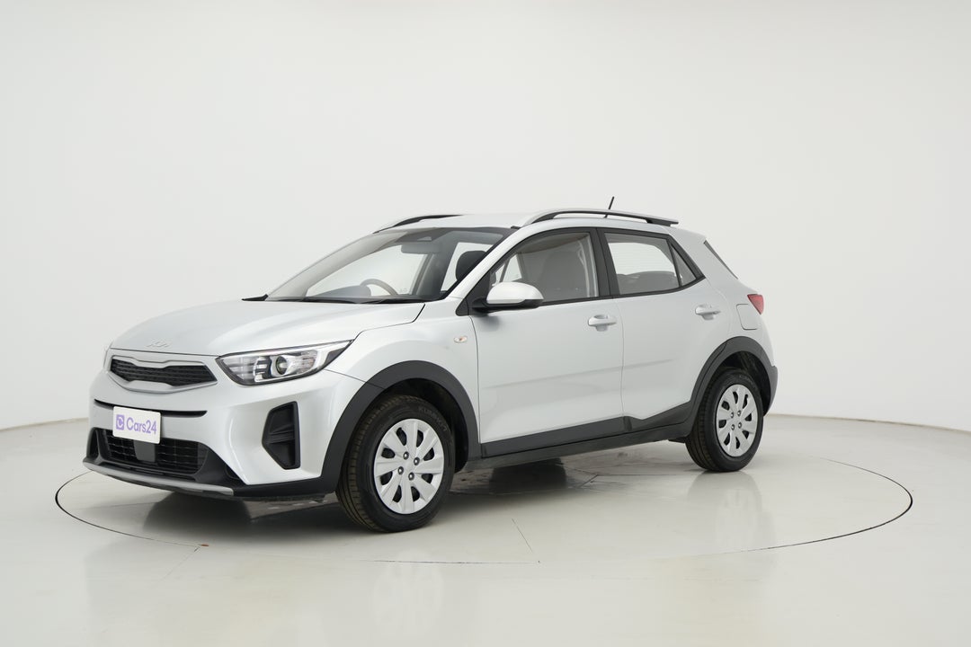 2024 Kia Stonic S, Automatic, 37364 km, Left Front Diagonal (45- Degree) View