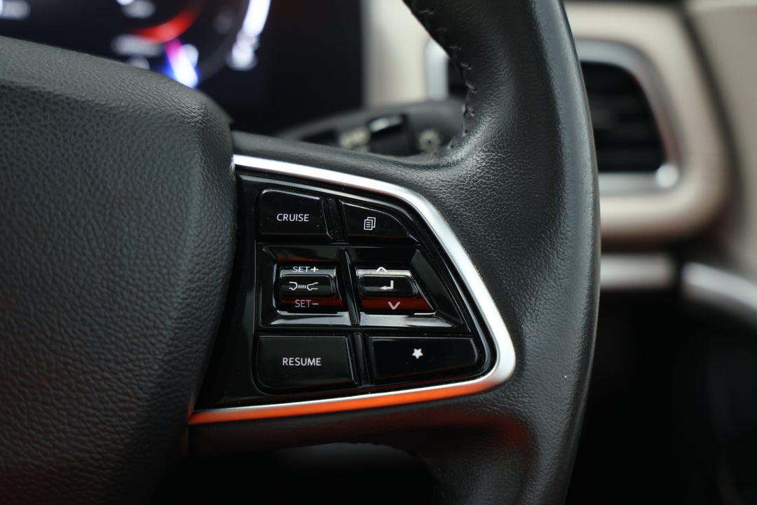 2023 Mahindra Xuv700 Ax7l, Automatic, 46424 km, Cruise Control