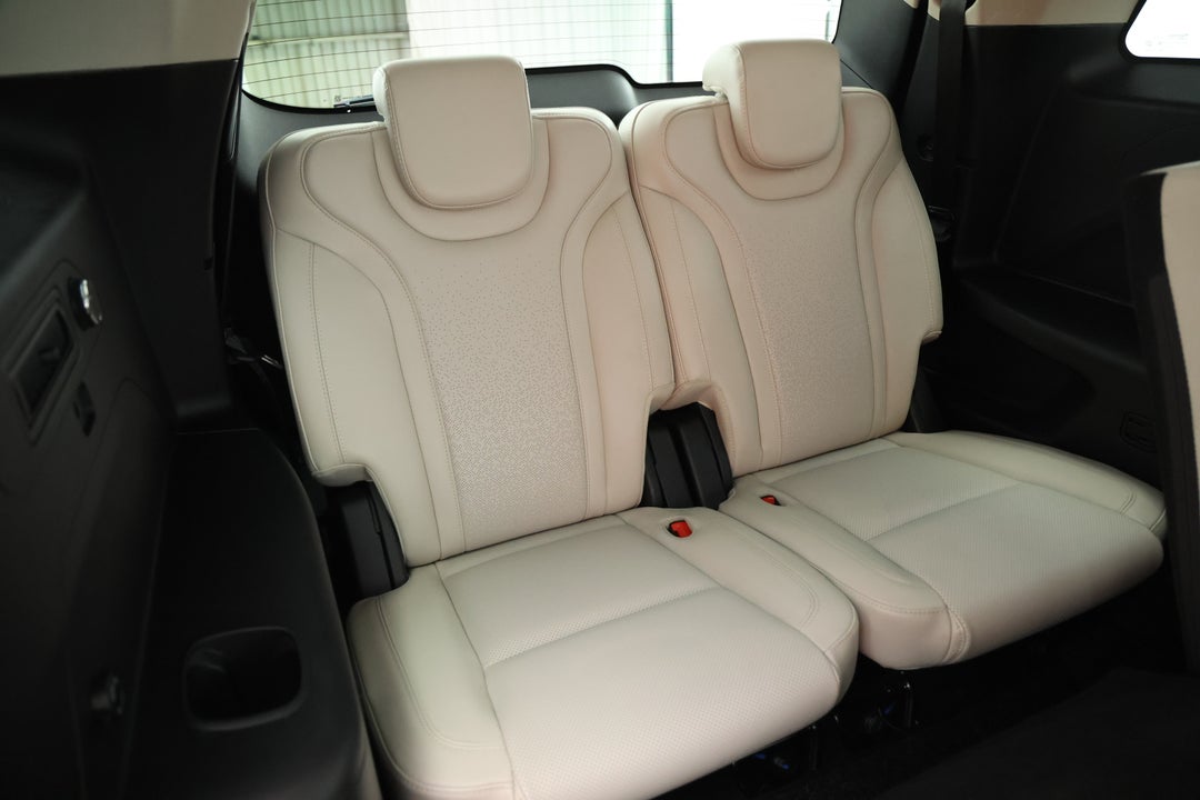 2023 Mahindra Xuv700 Ax7l, Automatic, 46424 km, Third Row Seats