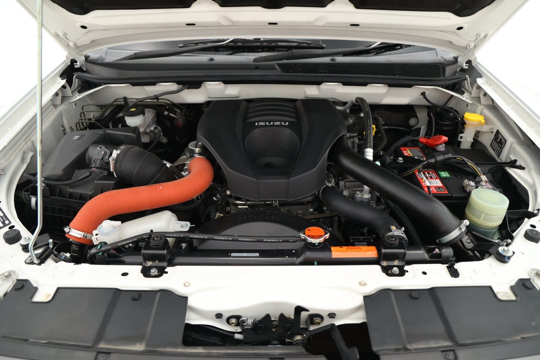 2019 Isuzu D-MAX Sx Hi-ride (4x2), Automatic, 141726 km, Open Bonnet (Engine)