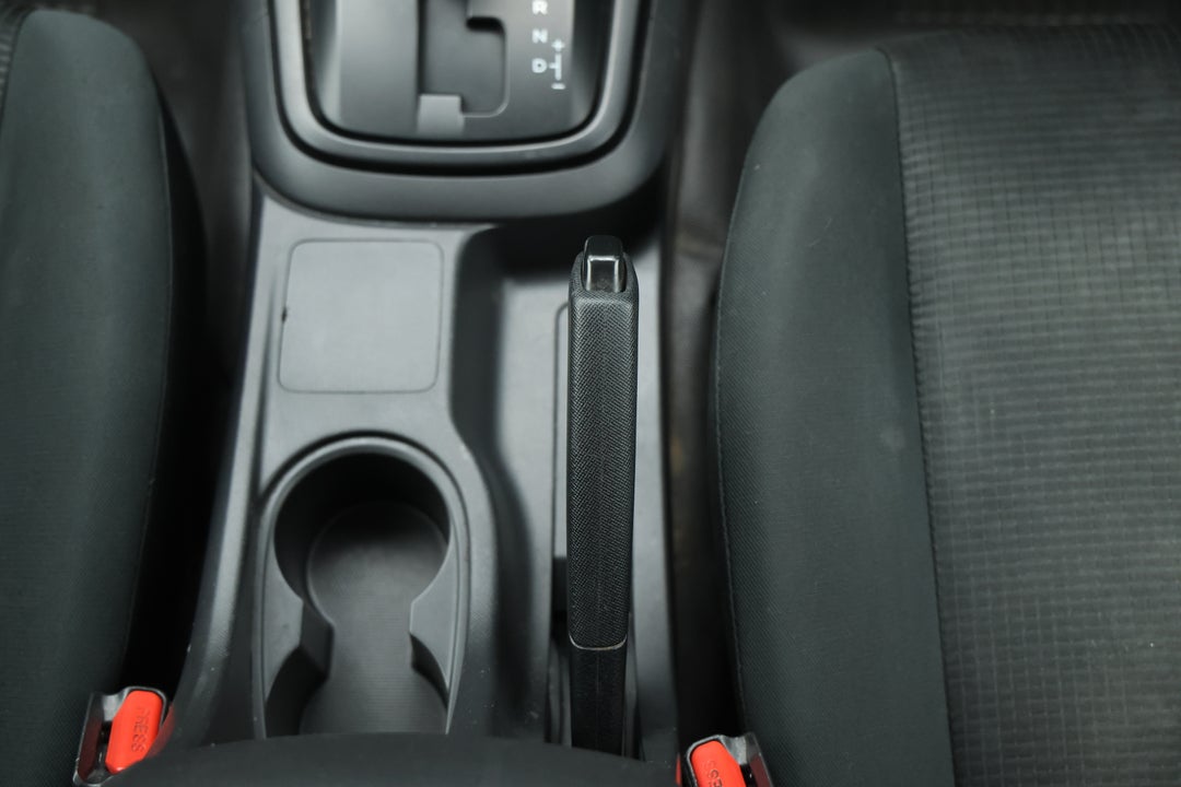 2019 Isuzu D-MAX Sx Hi-ride (4x2), Automatic, 141726 km, Handbrake