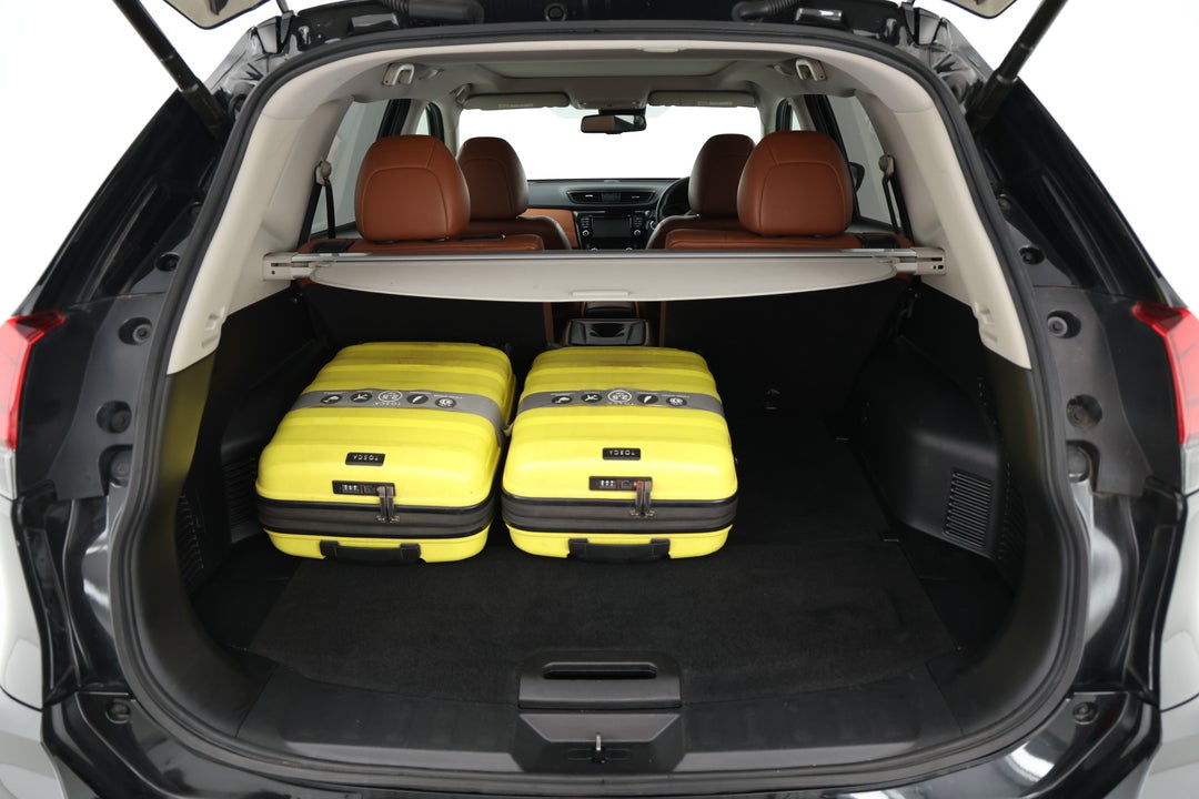 2019 Nissan X-trail Ti (4WD), Automatic, 94208 km, Boot Inside View with Luggage