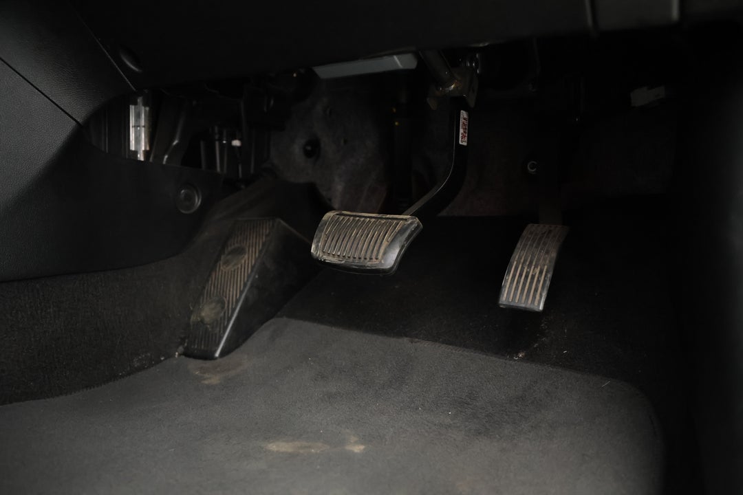 2018 Hyundai Accent Sport, Automatic, 45380 km, Pedals and Footmat