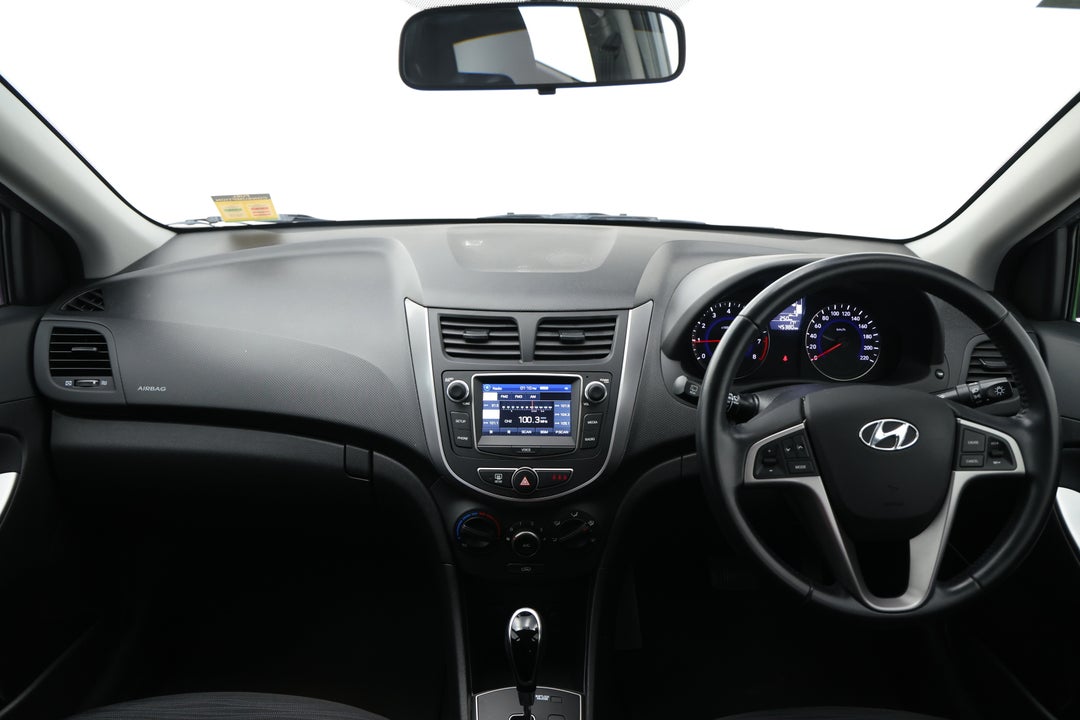 2018 Hyundai Accent Sport, Automatic, 45380 km, Dashboard View