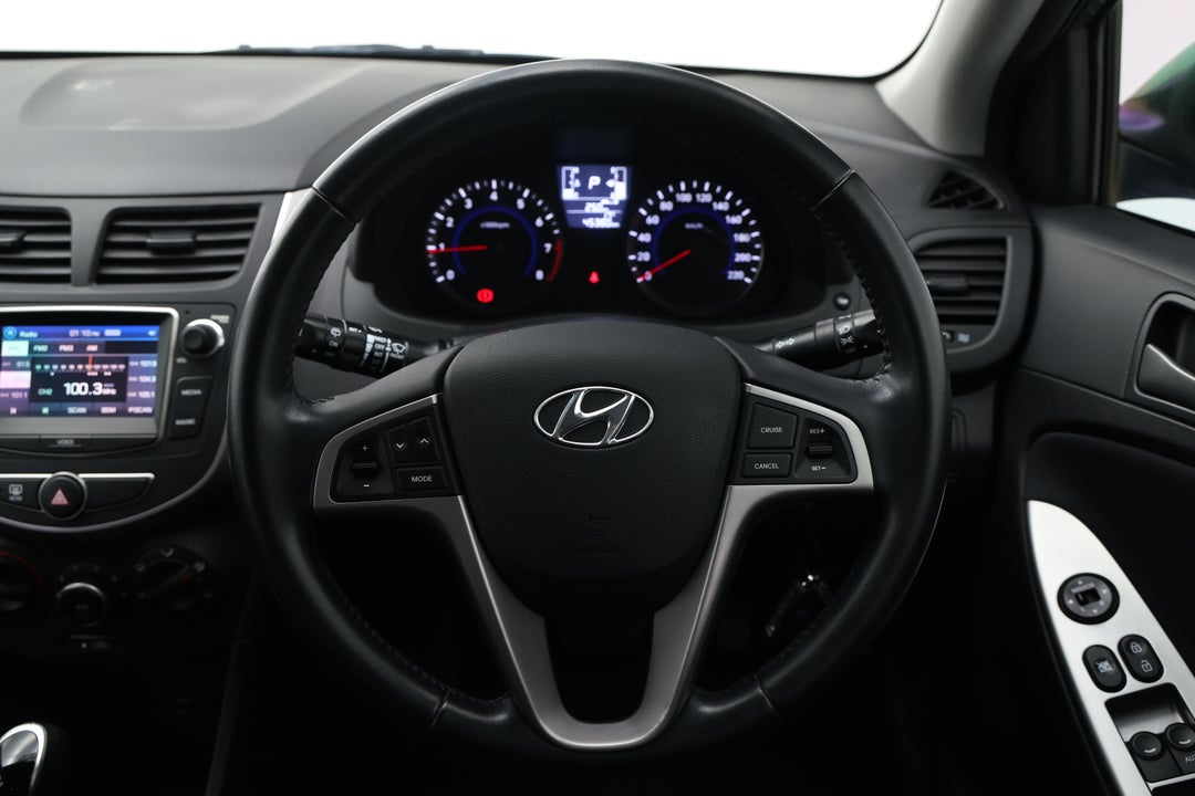 2018 Hyundai Accent Sport, Automatic, 45380 km, Steering Wheel Close-up
