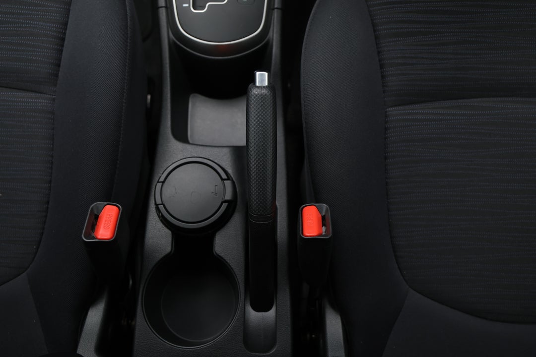 2018 Hyundai Accent Sport, Automatic, 45380 km, Handbrake