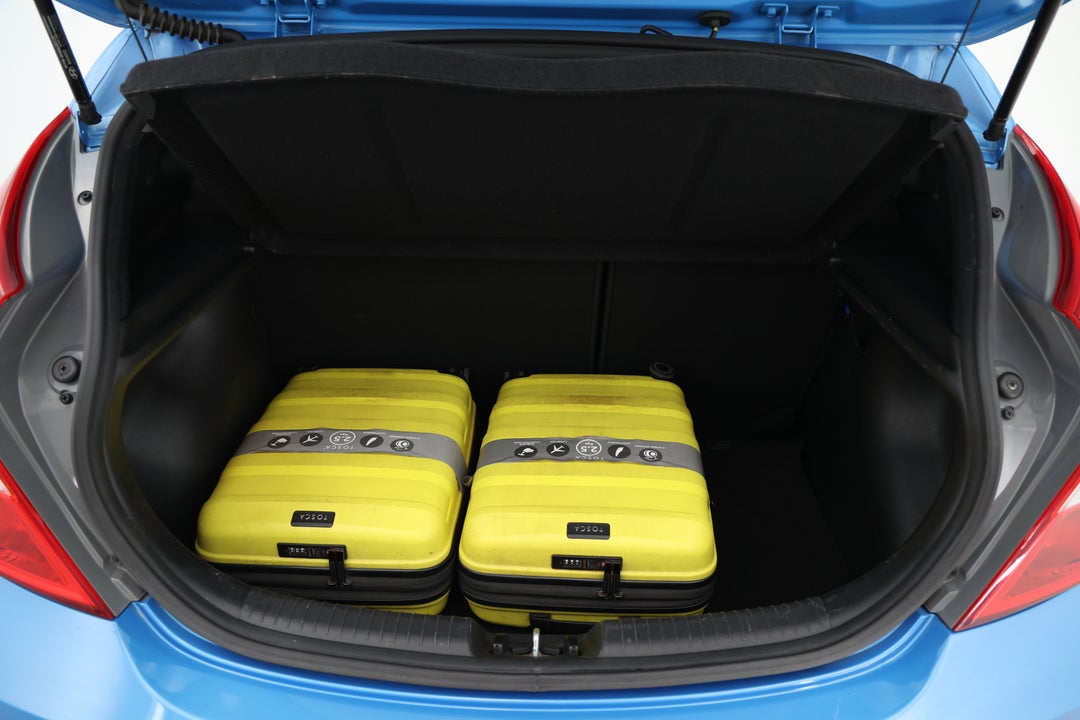 2018 Hyundai Accent Sport, Automatic, 90394 km, Boot Inside View with Luggage