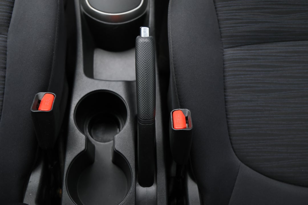 2018 Hyundai Accent Sport, Automatic, 90394 km, Handbrake