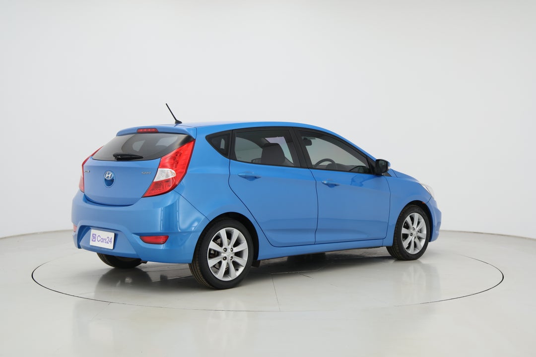 2018 Hyundai Accent Sport, Automatic, 90394 km, Right Back Diagonal (45- Degree) View