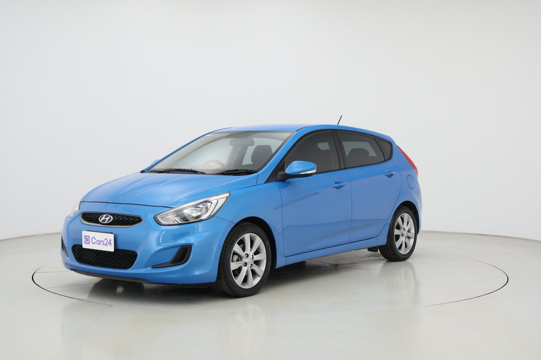 2018 Hyundai Accent Sport, Automatic, 90394 km, Left Front Diagonal (45- Degree) View