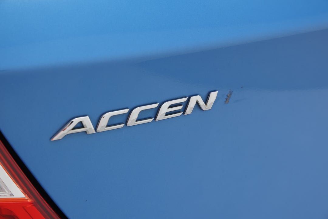 2018 Hyundai Accent Sport, Automatic, 90394 km, Badge (Boot Left Side)