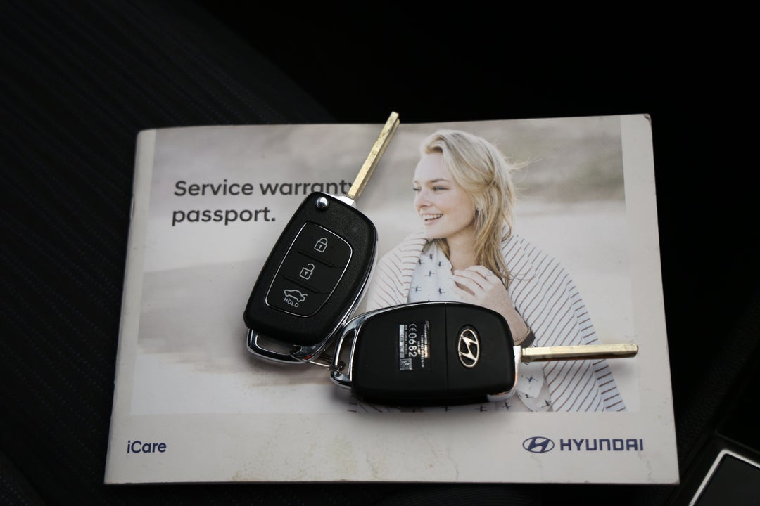 2018 Hyundai Accent Sport, Automatic, 90394 km, Key Close-up