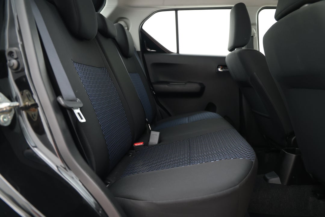 2022 Suzuki Ignis Gl, Automatic, 54466 km, Right Side Rear Door Cabin View