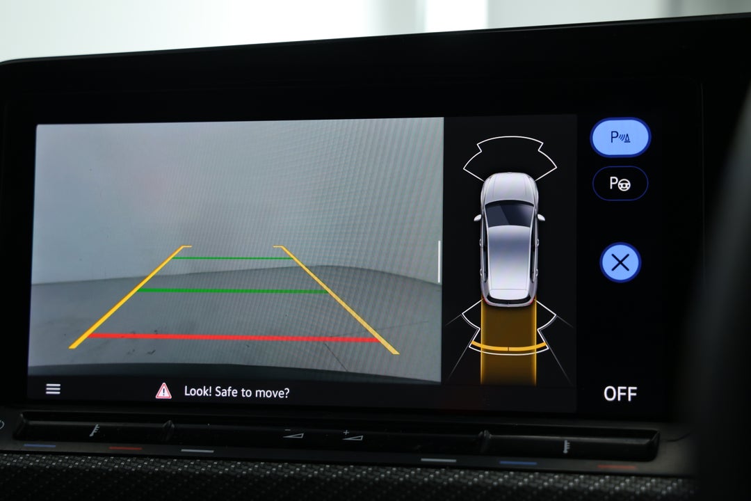 2021 Volkswagen Golf 110tsi R-line, Automatic, 43038 km, Parking Camera