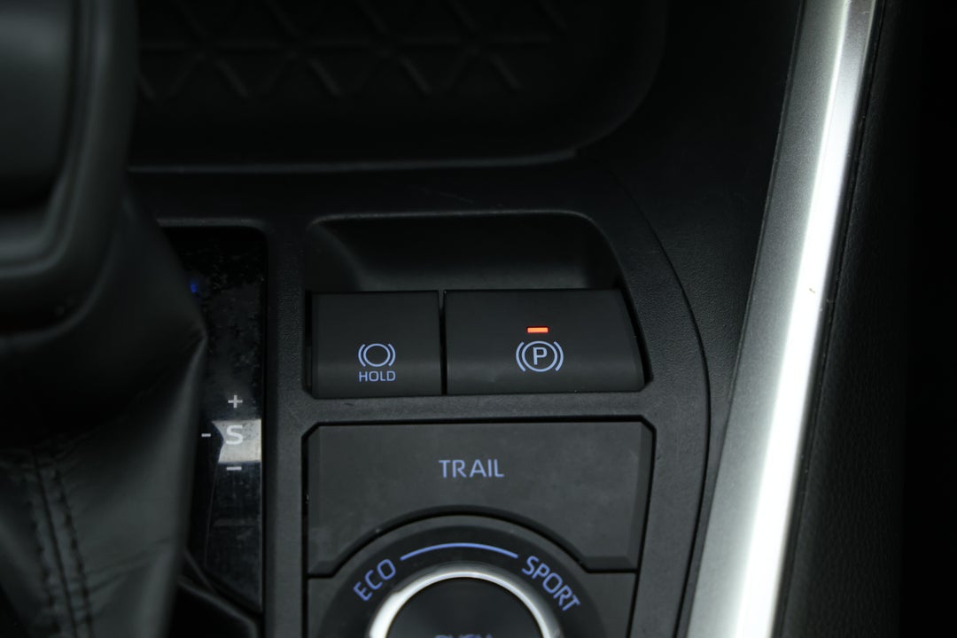 2022 Toyota RAV4 Gx Hybrid, Automatic, 56809 km, Handbrake