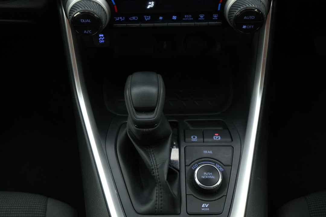 2022 Toyota RAV4 Gx Hybrid, Automatic, 56809 km, Gear Lever 